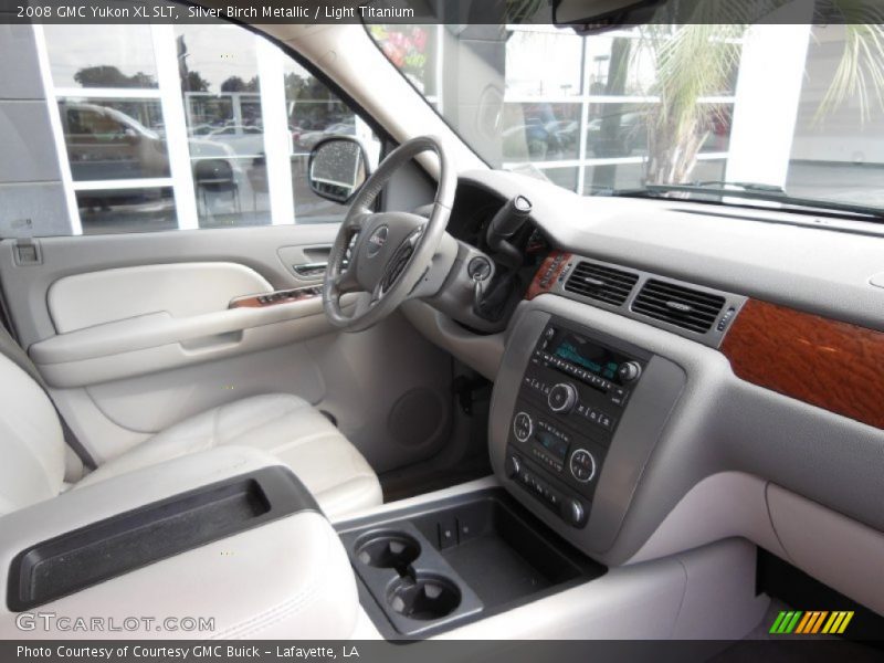 Silver Birch Metallic / Light Titanium 2008 GMC Yukon XL SLT