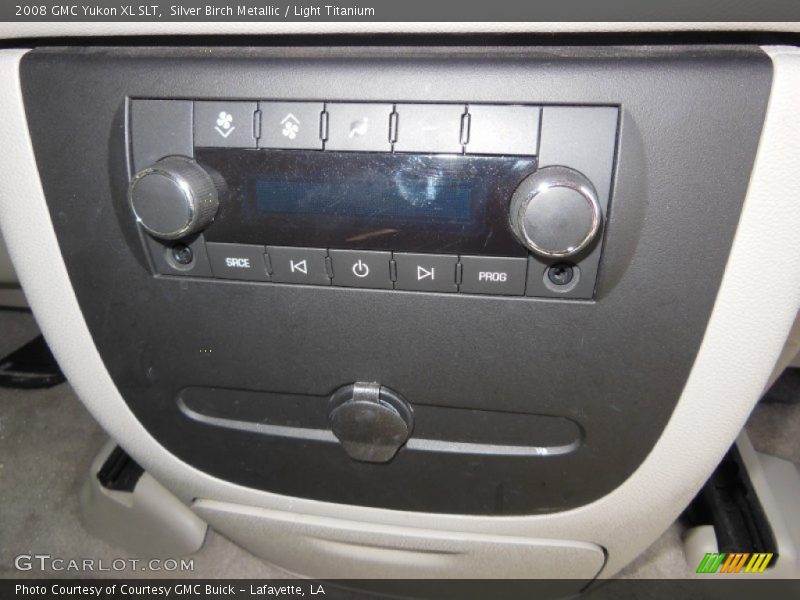 Silver Birch Metallic / Light Titanium 2008 GMC Yukon XL SLT