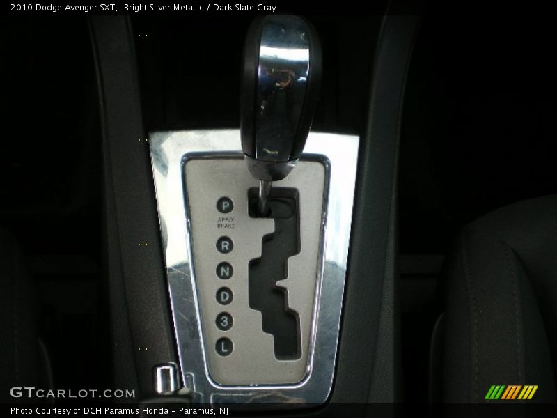 Bright Silver Metallic / Dark Slate Gray 2010 Dodge Avenger SXT