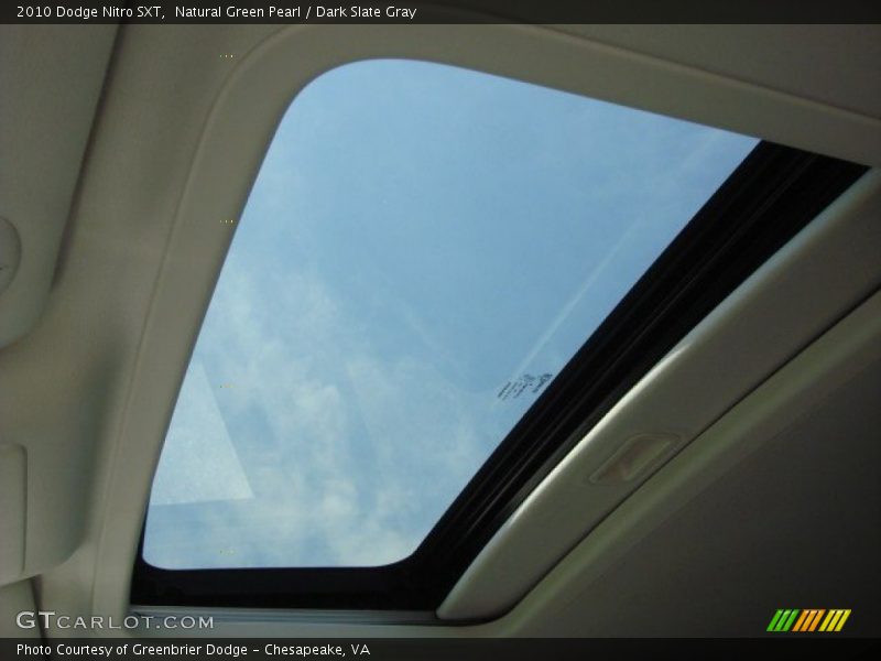 Natural Green Pearl / Dark Slate Gray 2010 Dodge Nitro SXT