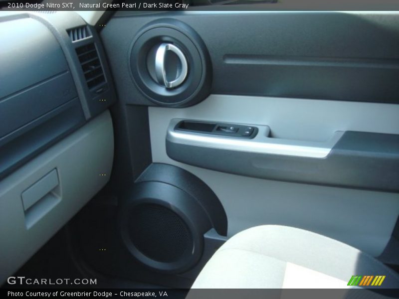 Natural Green Pearl / Dark Slate Gray 2010 Dodge Nitro SXT