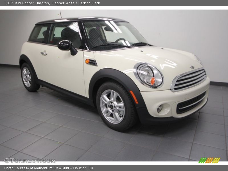 Pepper White / Carbon Black 2012 Mini Cooper Hardtop