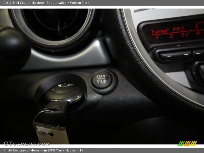 Pepper White / Carbon Black 2012 Mini Cooper Hardtop