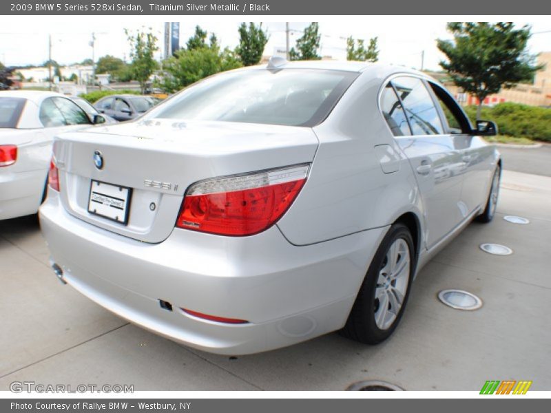 Titanium Silver Metallic / Black 2009 BMW 5 Series 528xi Sedan