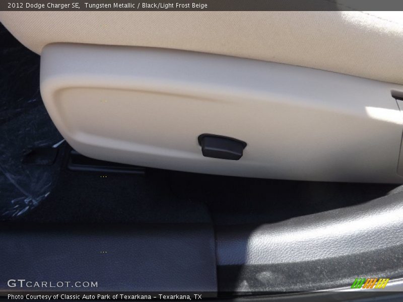 Tungsten Metallic / Black/Light Frost Beige 2012 Dodge Charger SE