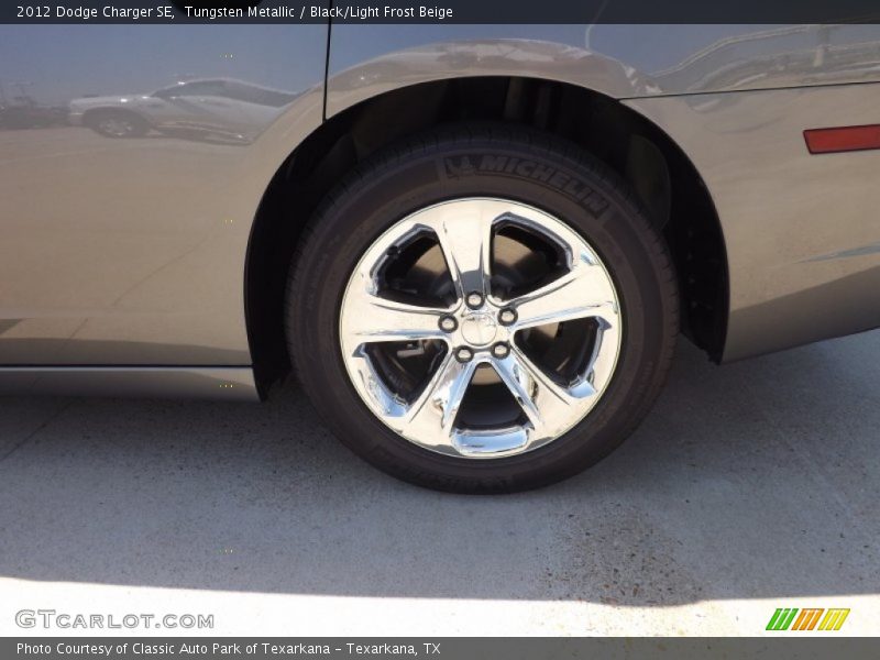 Tungsten Metallic / Black/Light Frost Beige 2012 Dodge Charger SE