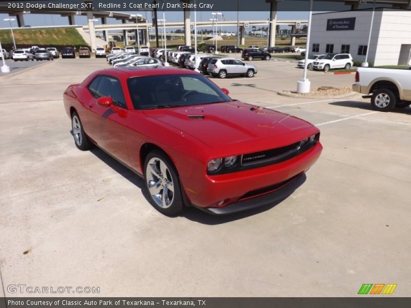 Front 3/4 View of 2012 Challenger SXT