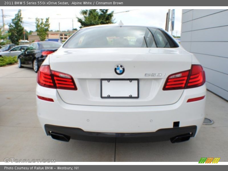 Alpine White / Cinnamon Brown 2011 BMW 5 Series 550i xDrive Sedan