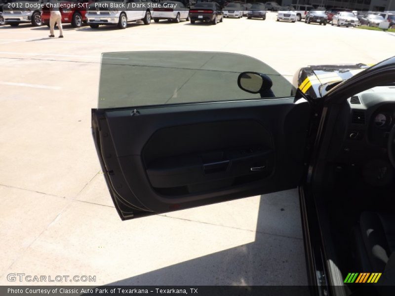 Pitch Black / Dark Slate Gray 2012 Dodge Challenger SXT
