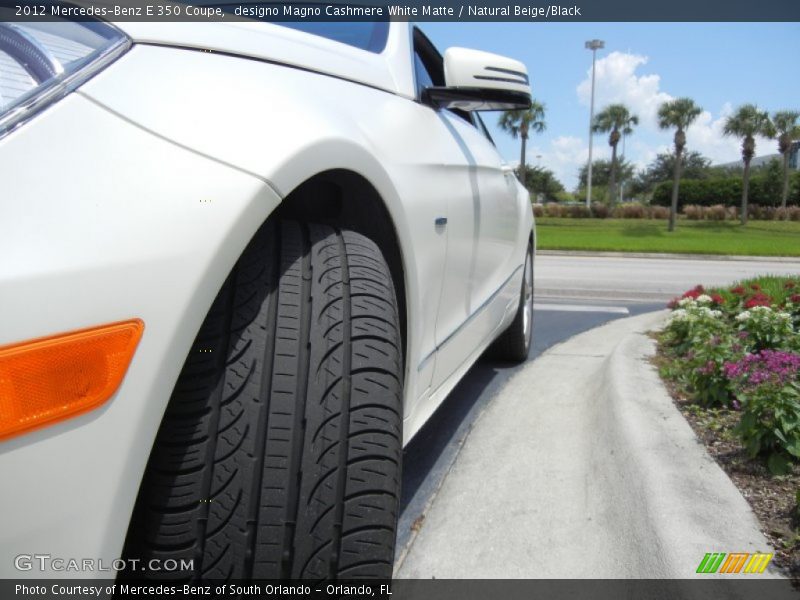 designo Magno Cashmere White Matte / Natural Beige/Black 2012 Mercedes-Benz E 350 Coupe