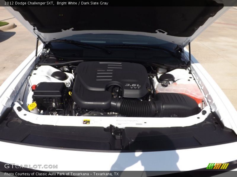 Bright White / Dark Slate Gray 2012 Dodge Challenger SXT