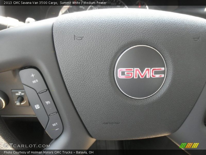 Summit White / Medium Pewter 2013 GMC Savana Van 3500 Cargo