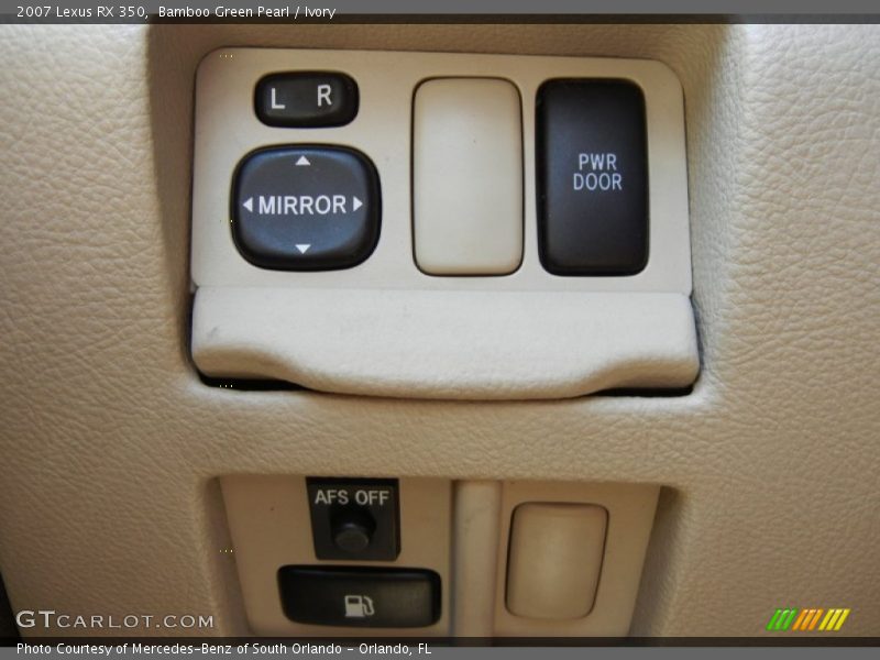 Controls of 2007 RX 350