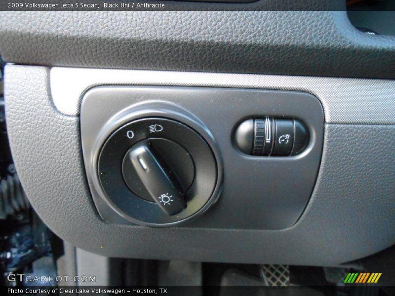 Black Uni / Anthracite 2009 Volkswagen Jetta S Sedan