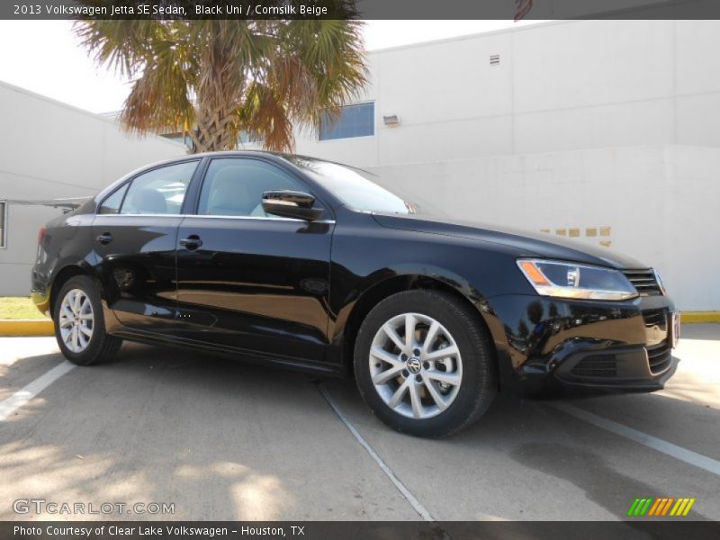 Black Uni / Cornsilk Beige 2013 Volkswagen Jetta SE Sedan
