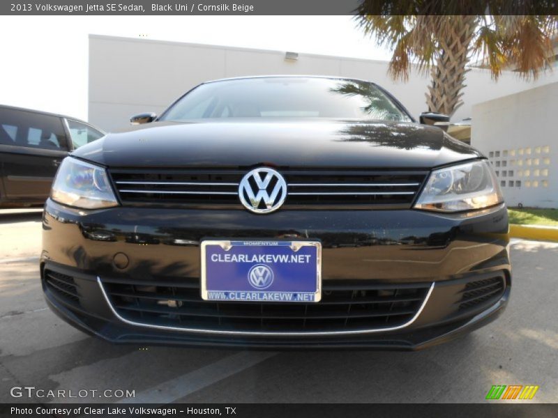 Black Uni / Cornsilk Beige 2013 Volkswagen Jetta SE Sedan