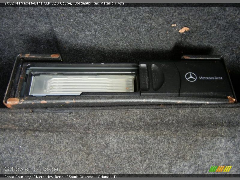 Bordeaux Red Metallic / Ash 2002 Mercedes-Benz CLK 320 Coupe