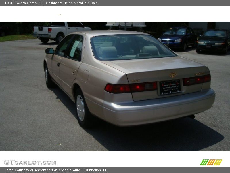 Cashmere Beige Metallic / Oak 1998 Toyota Camry LE