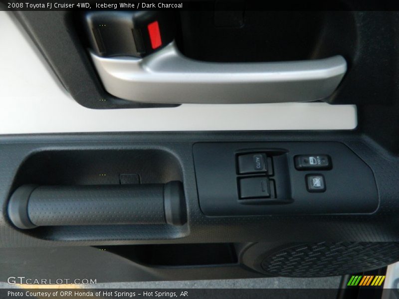 Iceberg White / Dark Charcoal 2008 Toyota FJ Cruiser 4WD