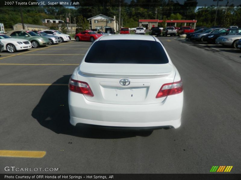 Super White / Ash 2007 Toyota Camry SE