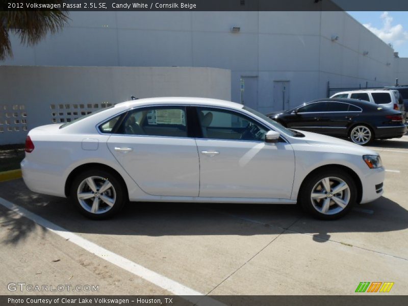 Candy White / Cornsilk Beige 2012 Volkswagen Passat 2.5L SE