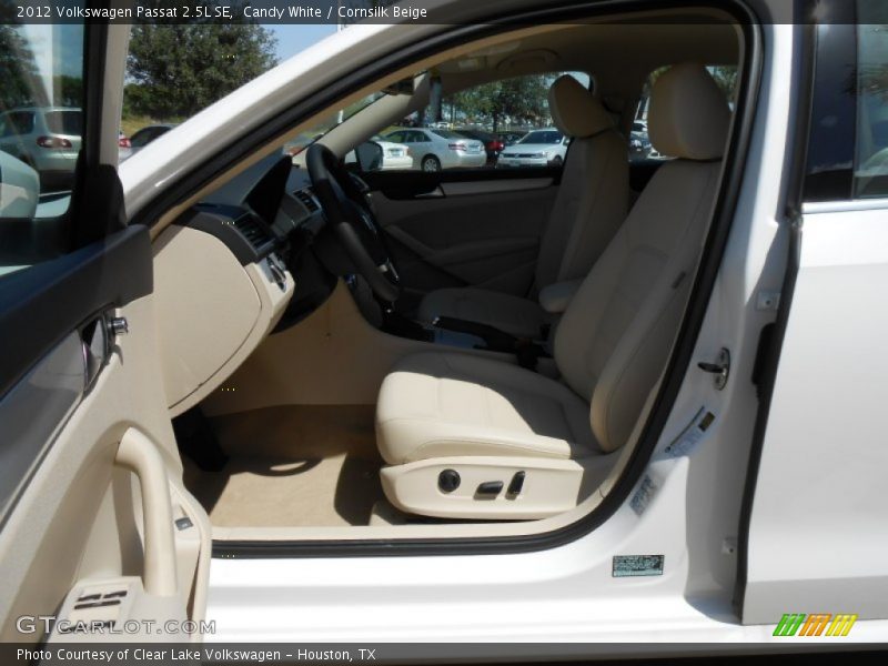Candy White / Cornsilk Beige 2012 Volkswagen Passat 2.5L SE