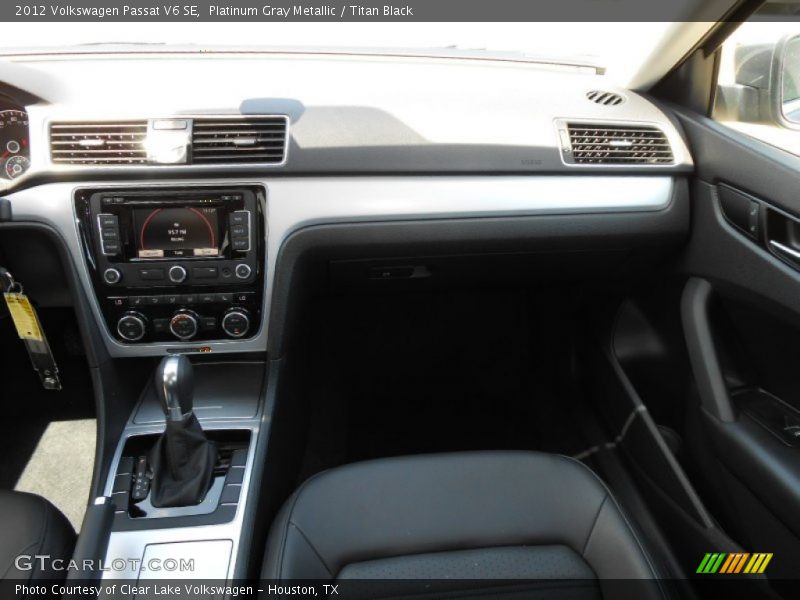 Platinum Gray Metallic / Titan Black 2012 Volkswagen Passat V6 SE