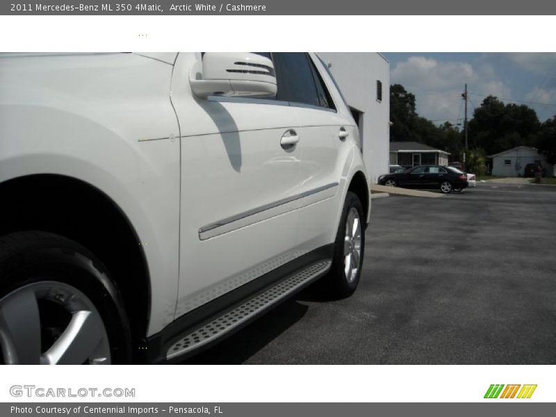 Arctic White / Cashmere 2011 Mercedes-Benz ML 350 4Matic