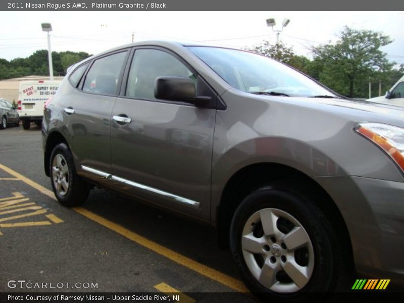 Platinum Graphite / Black 2011 Nissan Rogue S AWD