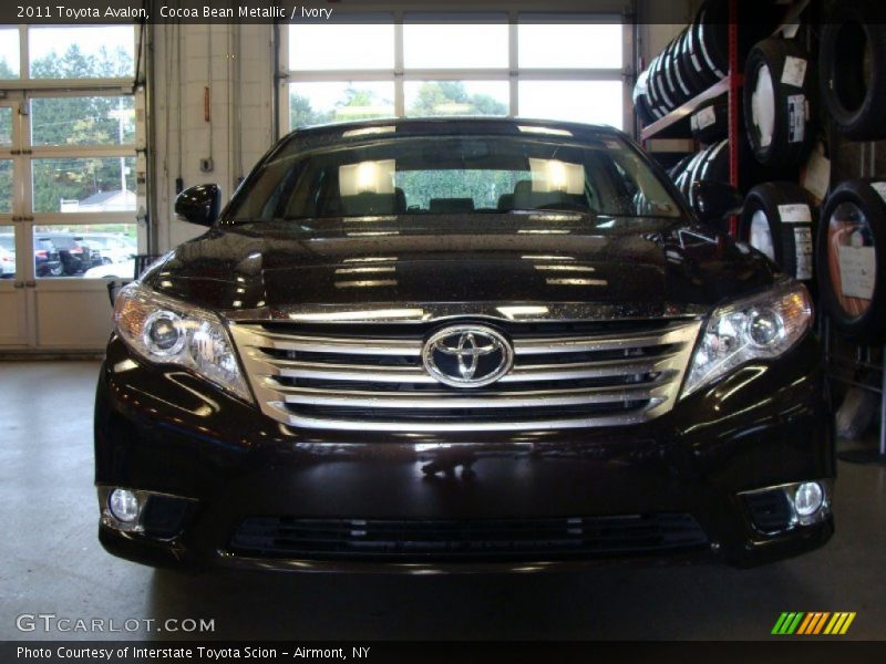 Cocoa Bean Metallic / Ivory 2011 Toyota Avalon