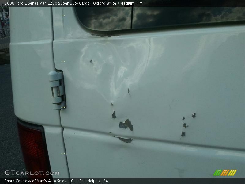 Oxford White / Medium Flint 2008 Ford E Series Van E250 Super Duty Cargo