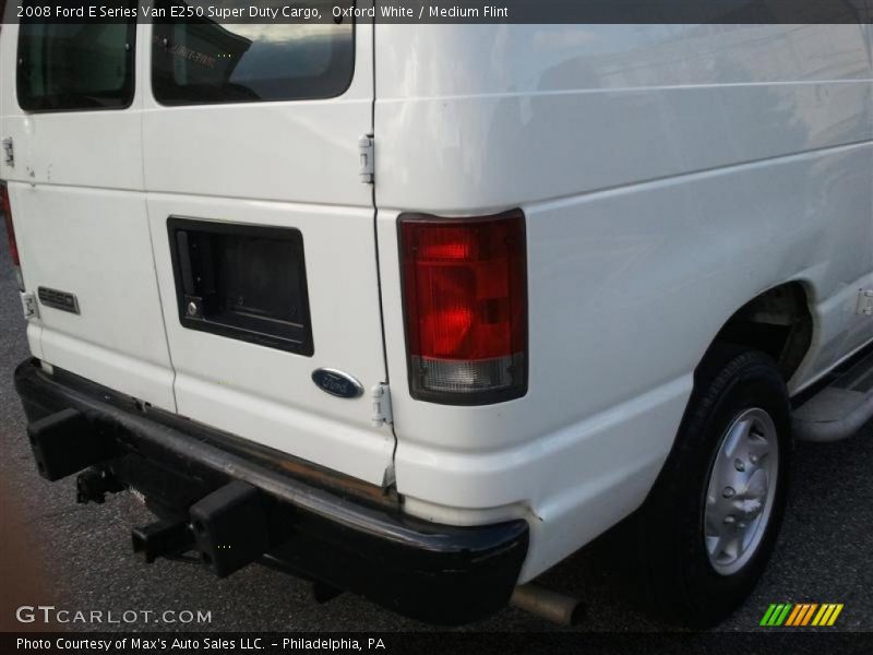 Oxford White / Medium Flint 2008 Ford E Series Van E250 Super Duty Cargo