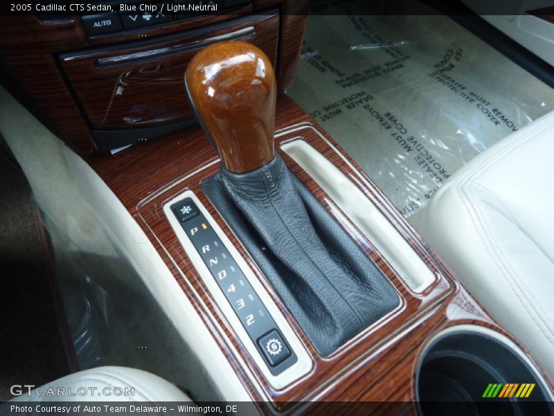 Blue Chip / Light Neutral 2005 Cadillac CTS Sedan