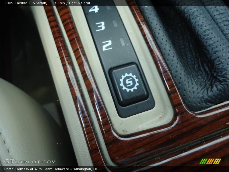Blue Chip / Light Neutral 2005 Cadillac CTS Sedan