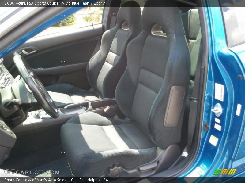 Front Seat of 2006 RSX Sports Coupe