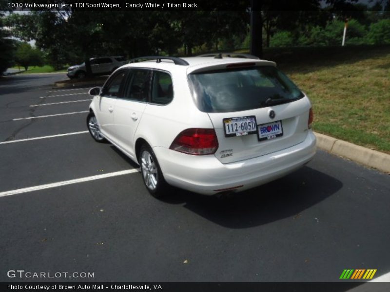 Candy White / Titan Black 2010 Volkswagen Jetta TDI SportWagen