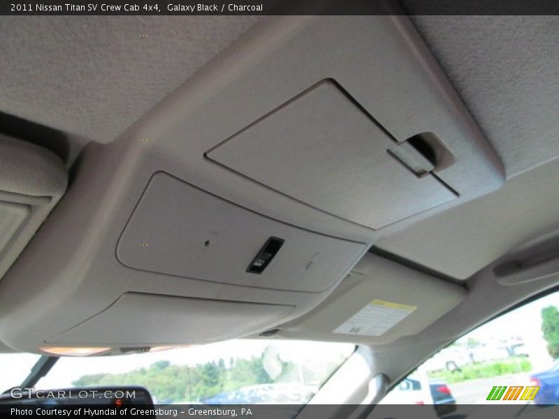 Galaxy Black / Charcoal 2011 Nissan Titan SV Crew Cab 4x4