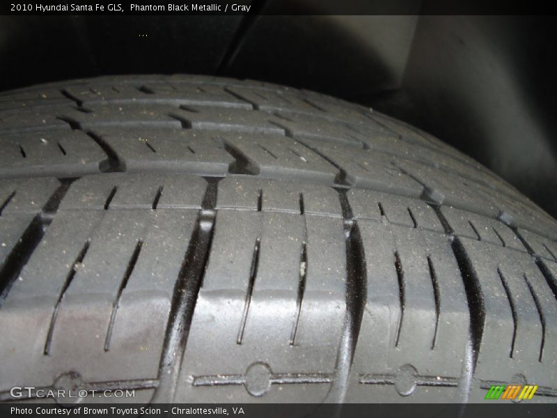 Phantom Black Metallic / Gray 2010 Hyundai Santa Fe GLS