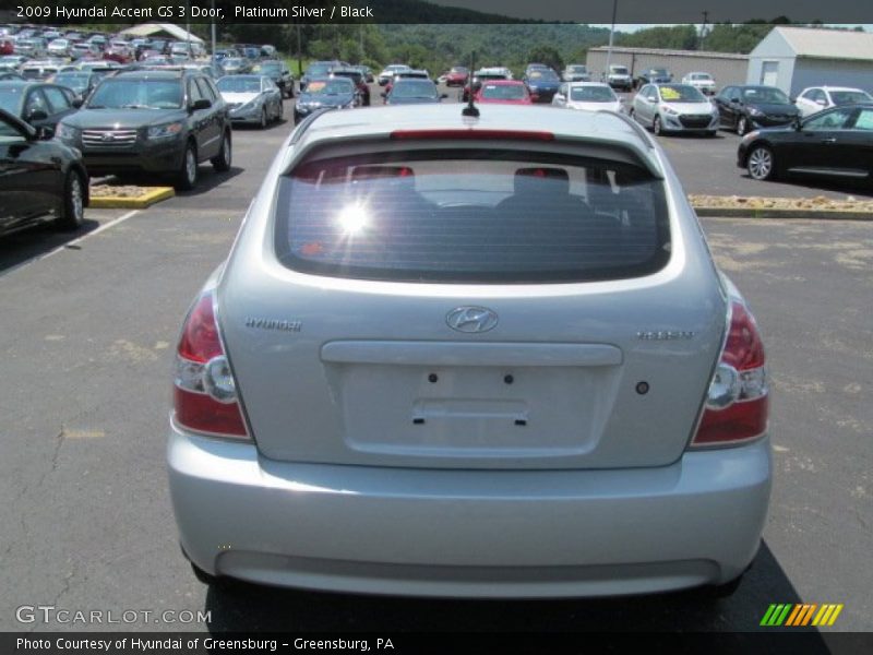 Platinum Silver / Black 2009 Hyundai Accent GS 3 Door