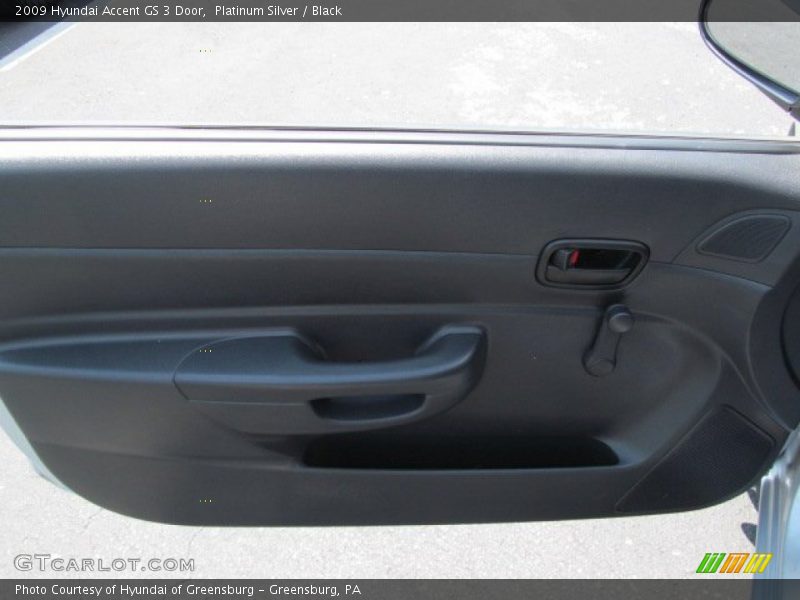 Platinum Silver / Black 2009 Hyundai Accent GS 3 Door