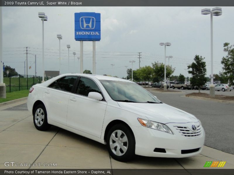 Super White / Bisque 2009 Toyota Camry LE