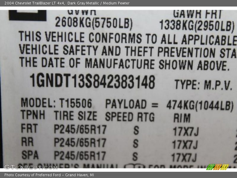 Dark Gray Metallic / Medium Pewter 2004 Chevrolet TrailBlazer LT 4x4