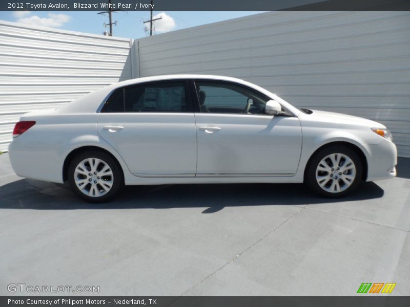 Blizzard White Pearl / Ivory 2012 Toyota Avalon