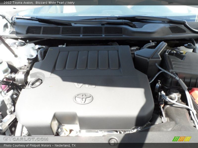 Blizzard White Pearl / Ivory 2012 Toyota Avalon