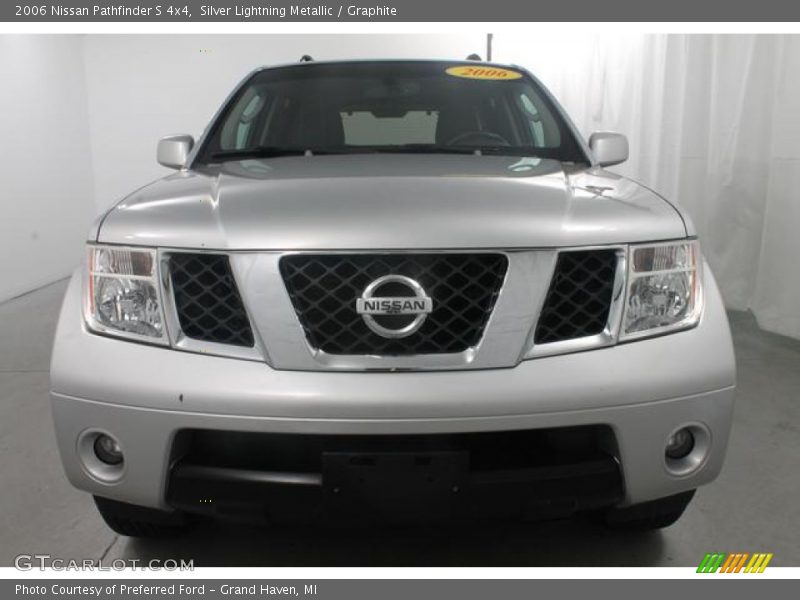 Silver Lightning Metallic / Graphite 2006 Nissan Pathfinder S 4x4