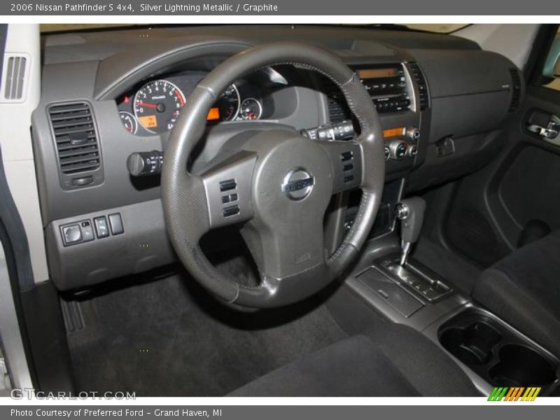 Silver Lightning Metallic / Graphite 2006 Nissan Pathfinder S 4x4