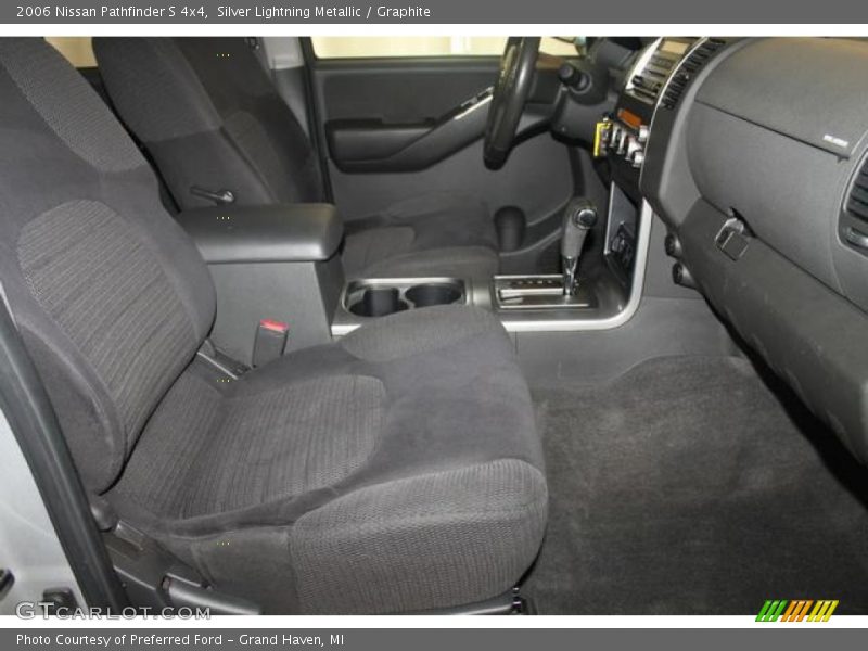 Silver Lightning Metallic / Graphite 2006 Nissan Pathfinder S 4x4