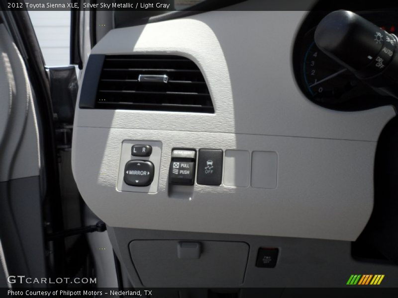 Silver Sky Metallic / Light Gray 2012 Toyota Sienna XLE