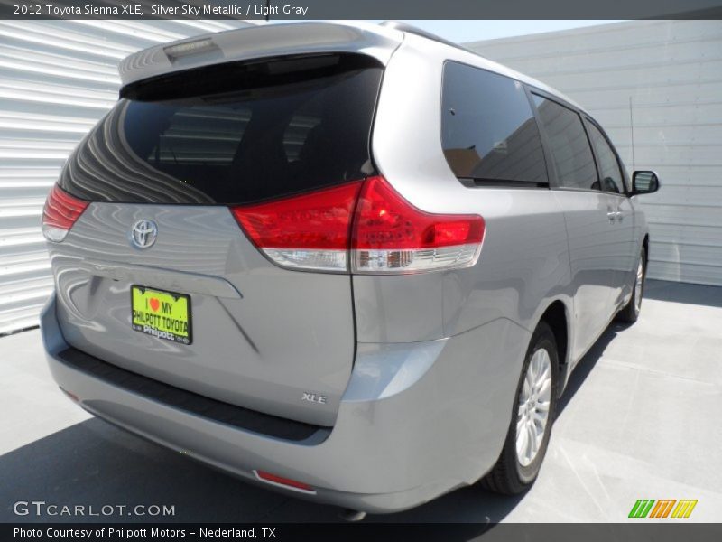 Silver Sky Metallic / Light Gray 2012 Toyota Sienna XLE