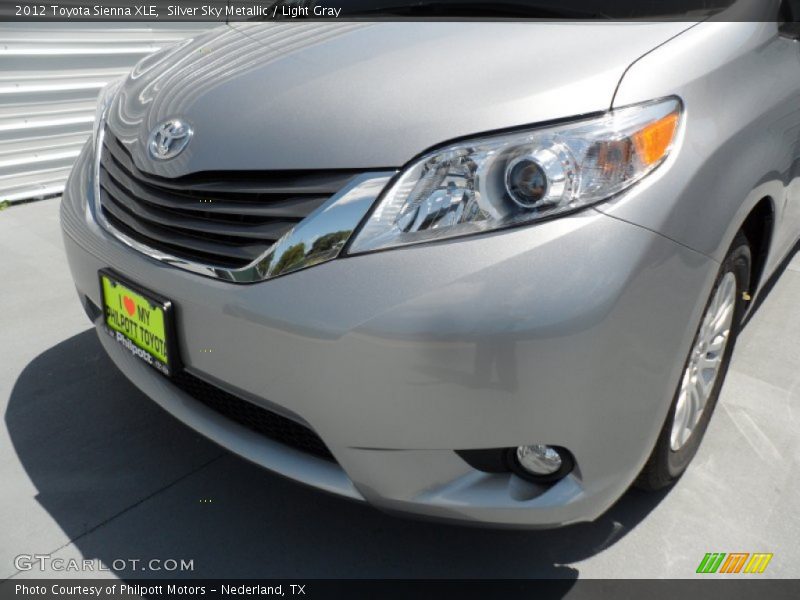 Silver Sky Metallic / Light Gray 2012 Toyota Sienna XLE